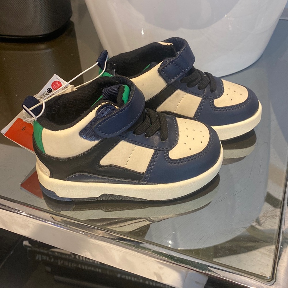 Zara boys running shoes